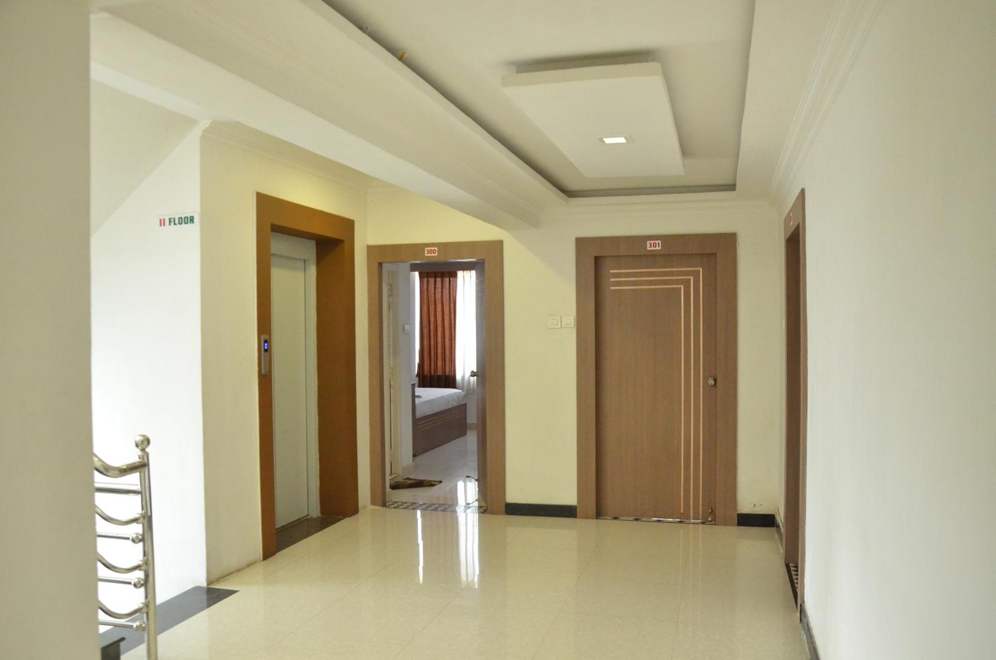 Golden Grand By Xury Hotels Tiruchchendūr Exterior foto